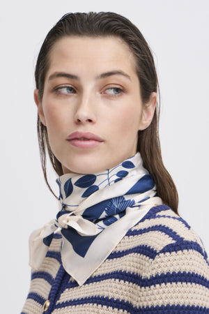 BAVISTTE SCARF 4