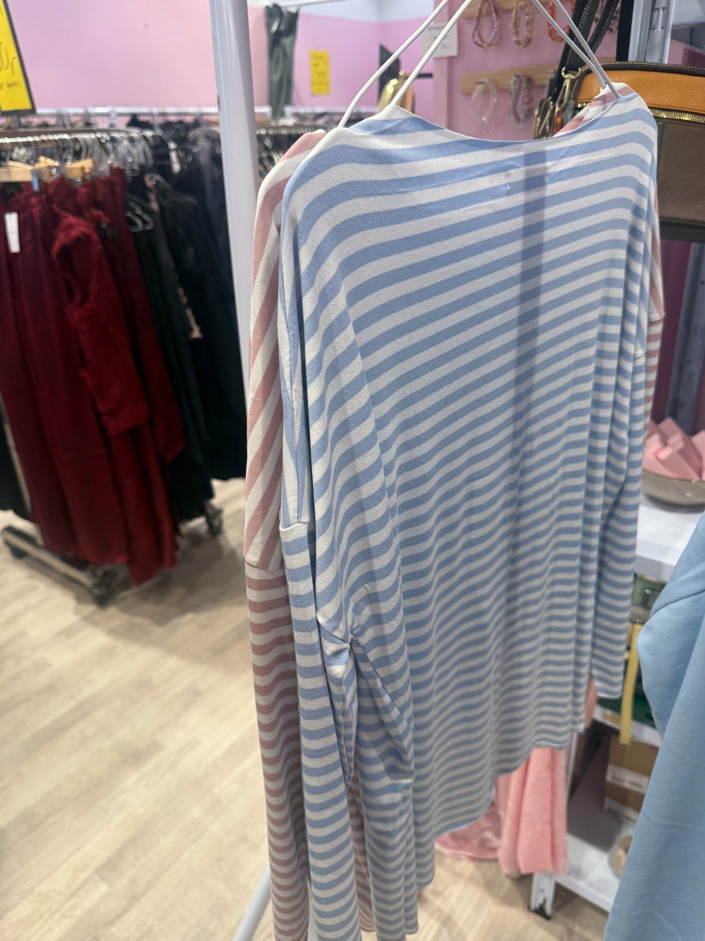 L228 stribet bluse bm 126