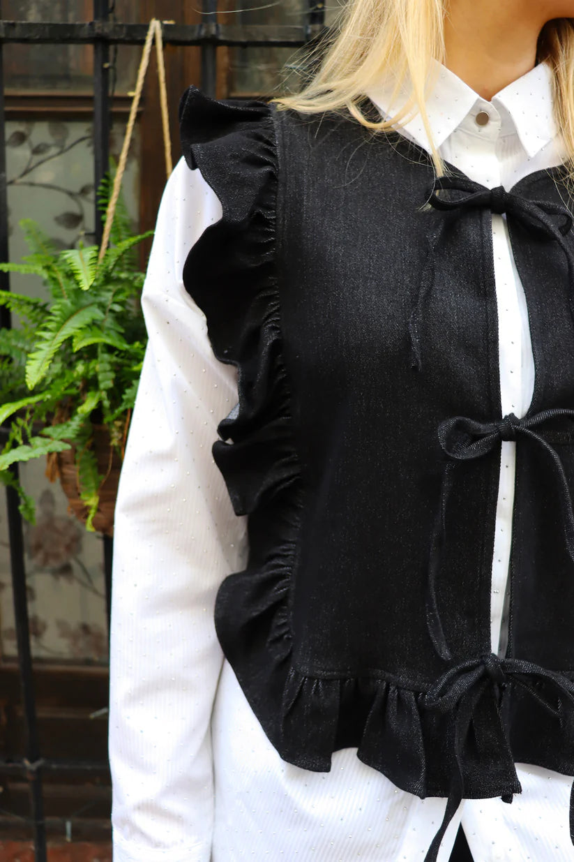 ASTA-FRILL-VEST-BLACK DENIM