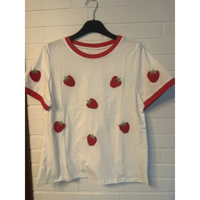 B1372 STRAWBERRY TEE