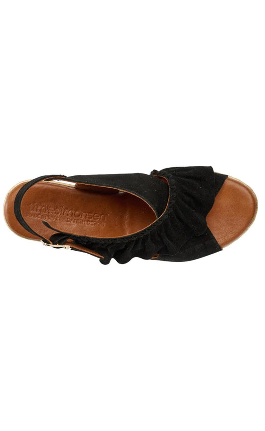 Yvonne-sandal- udstillings model