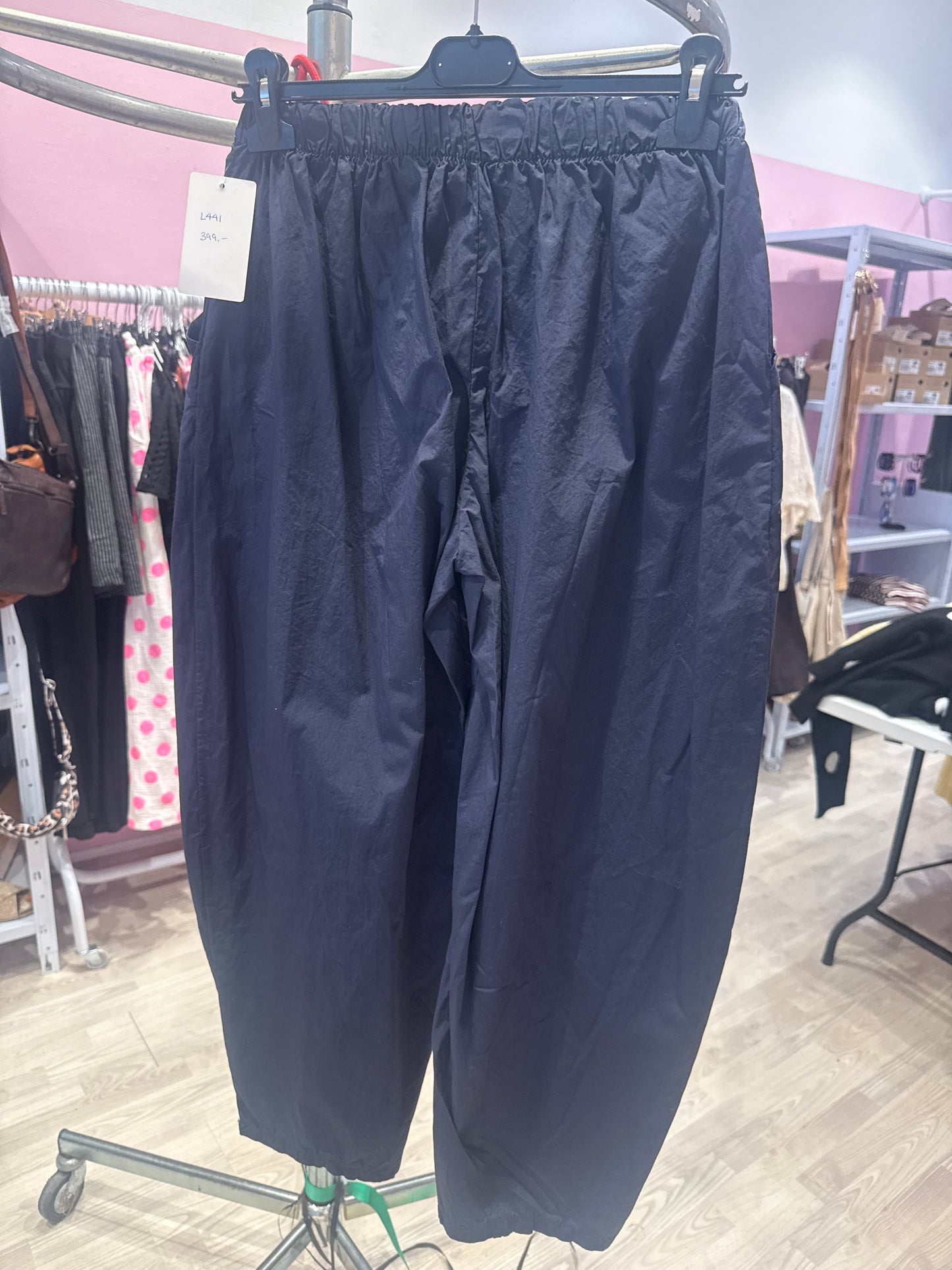 L441 bomulds barrel pants
