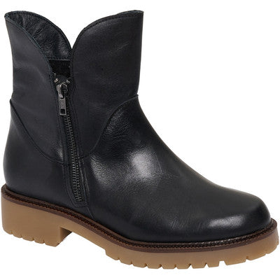 fina boot
