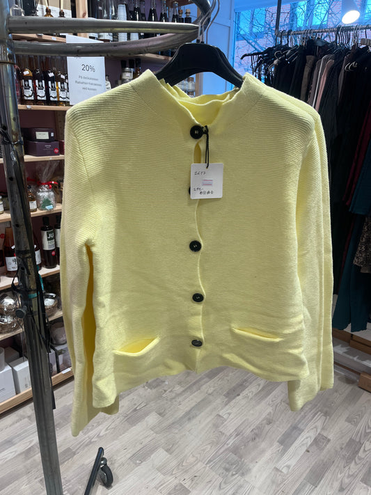 2617 cardigan m knapper i ryg