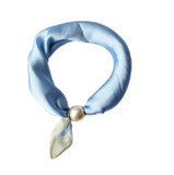 Chloe Scarf w. magnetic pearl Baby Blue