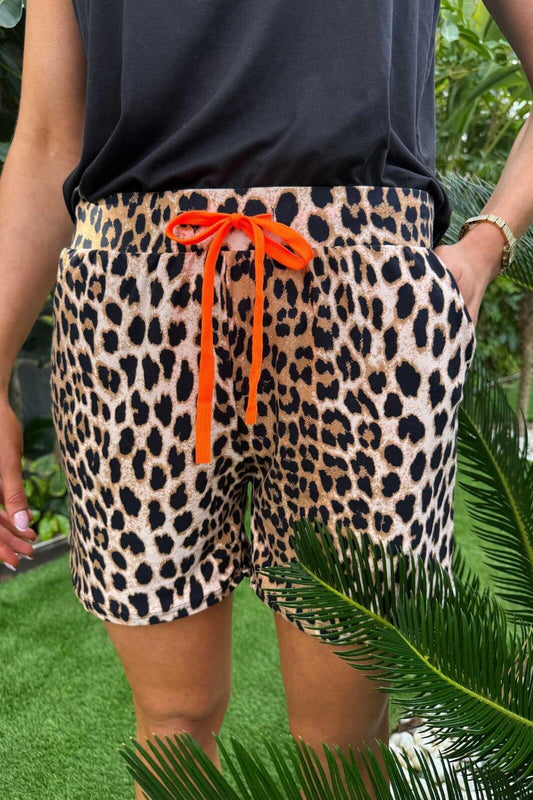 Alma-Shorts 9517 Farve: Lux Leo X Neon Orange