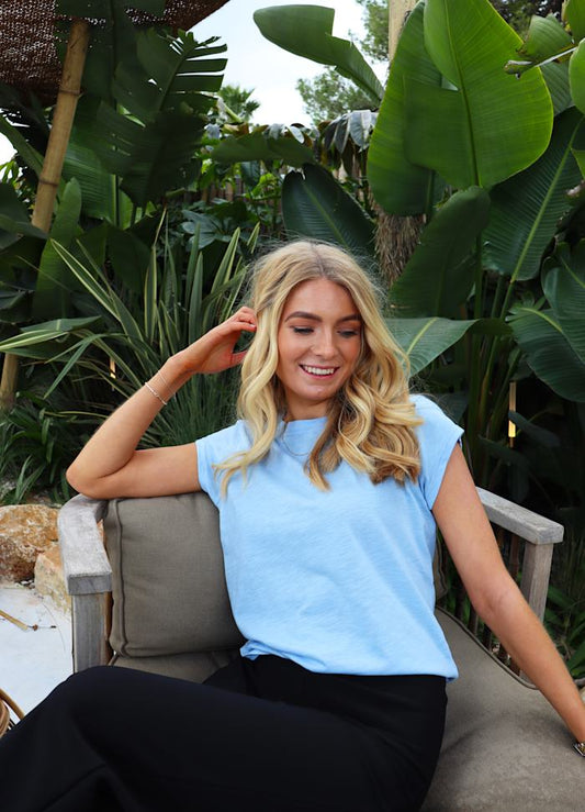 ULLA-TSHIRT-baby blå
